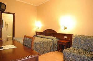 Hotel Varsavia Firenze Esterno foto